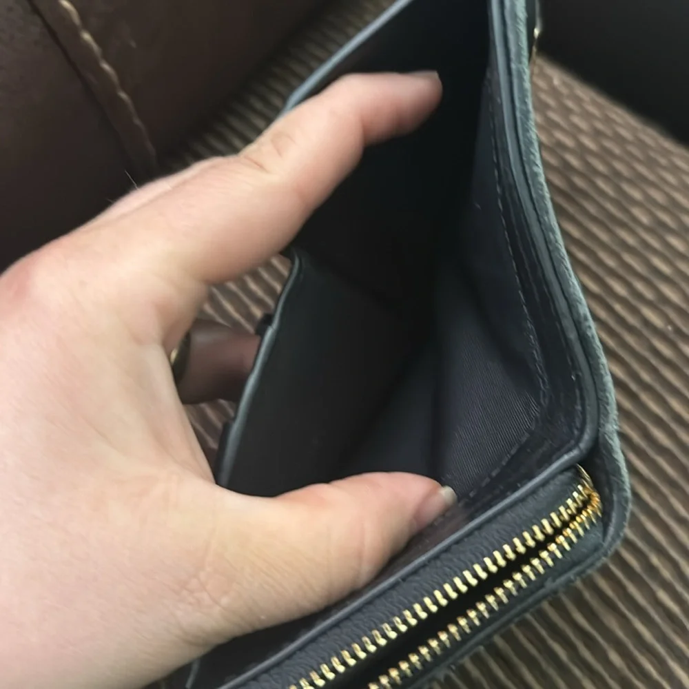 Tory Burch Kira Bi-fold Wallet